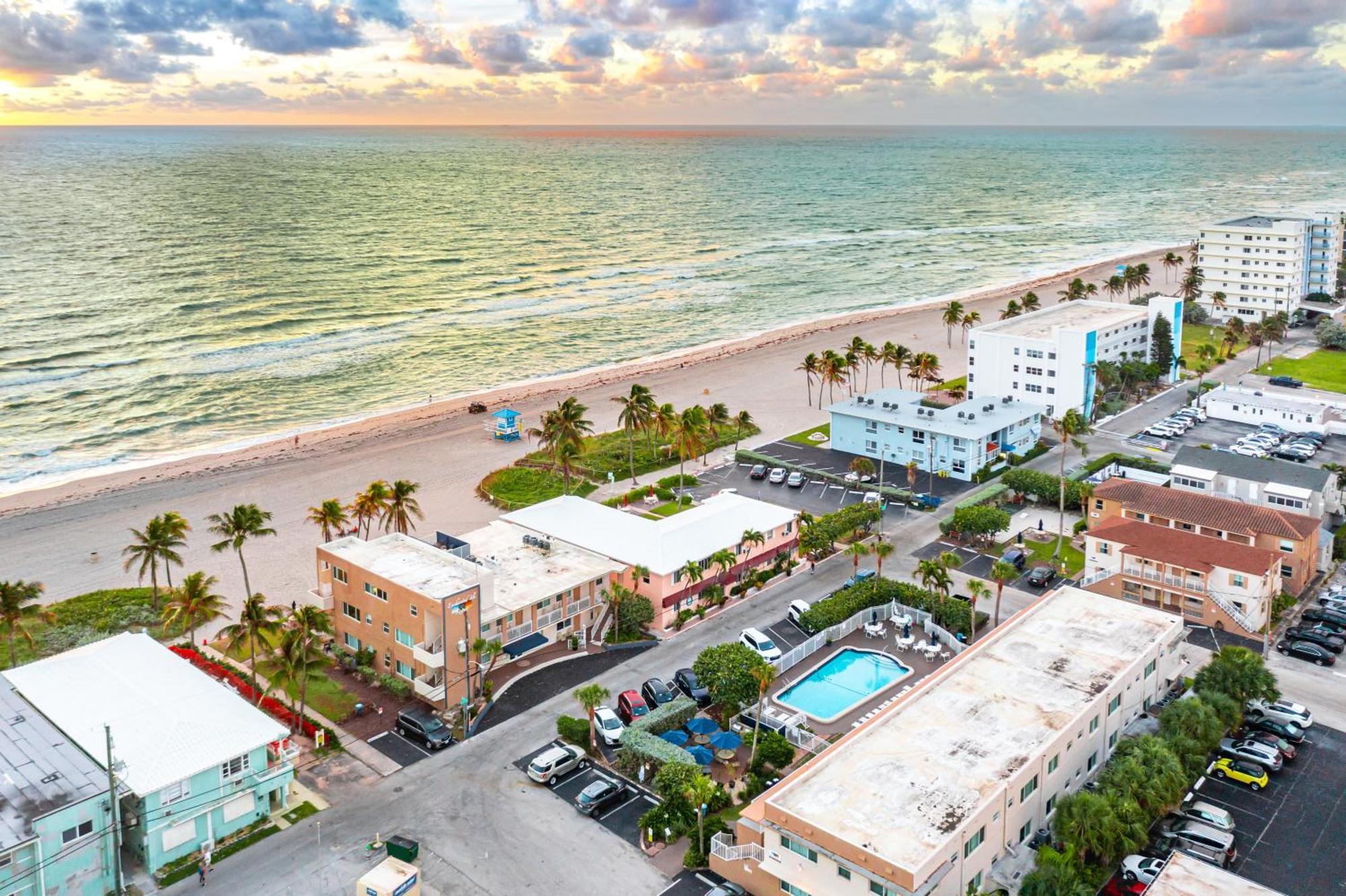 Enchanted Isle Hollywood Beach Resort Esterno foto